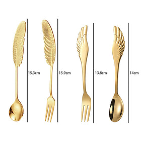 KIT com 2 colheres normais e 2 de sobremesa